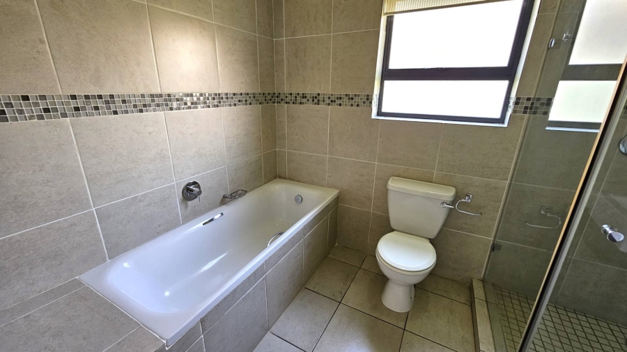 To Let 3 Bedroom Property for Rent in Melodie North West